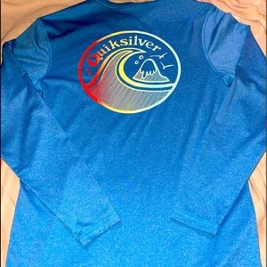 Boys Quicksilver size 14-16 long sleeve surf tee